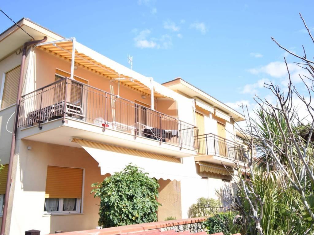 Appartamento a Diano marina in Via Villenuove, 13 - Foto 2
