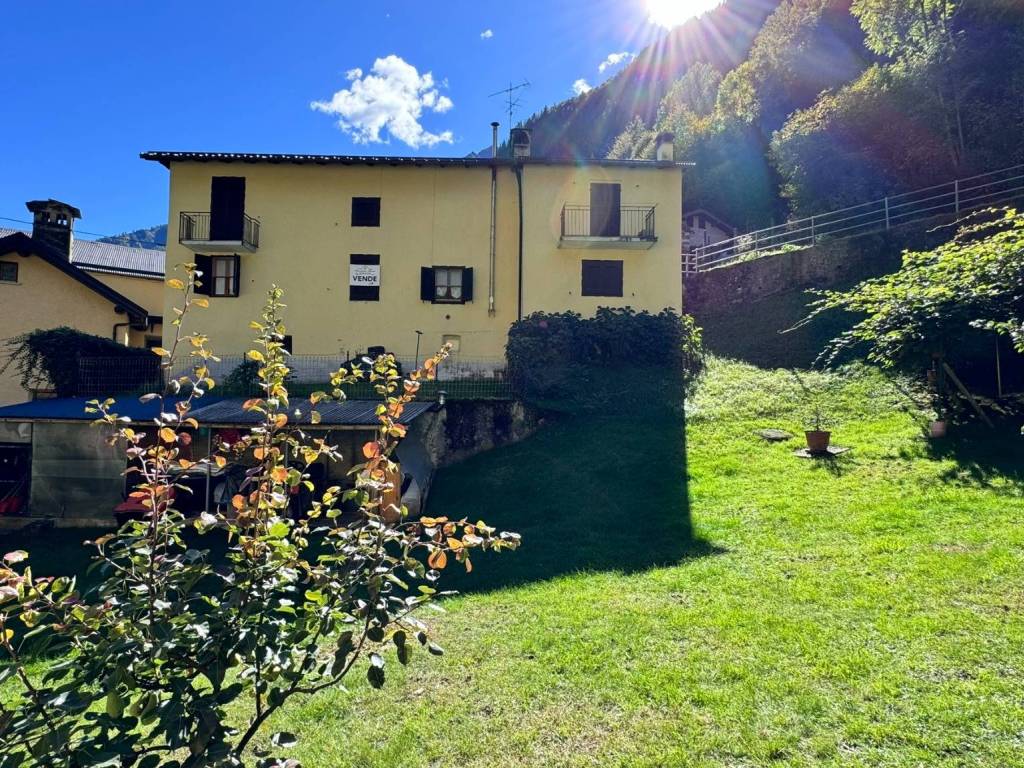 Appartamento a Antrona schieranco in Via Mottone - Foto 3