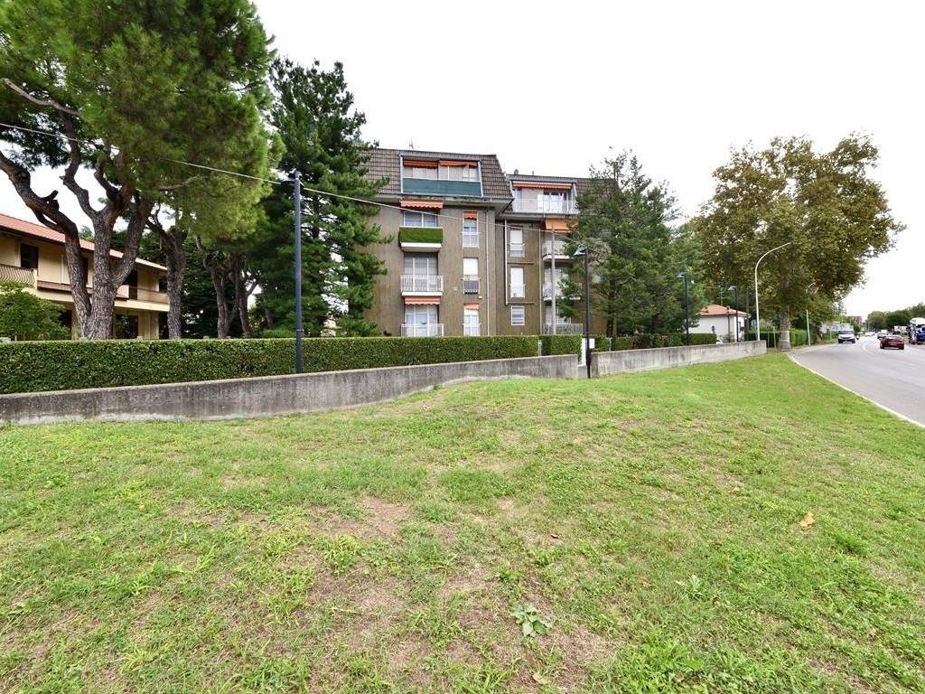 Immobile a Caronno pertusella in viale Cinque Giornate, 825 - Foto 4
