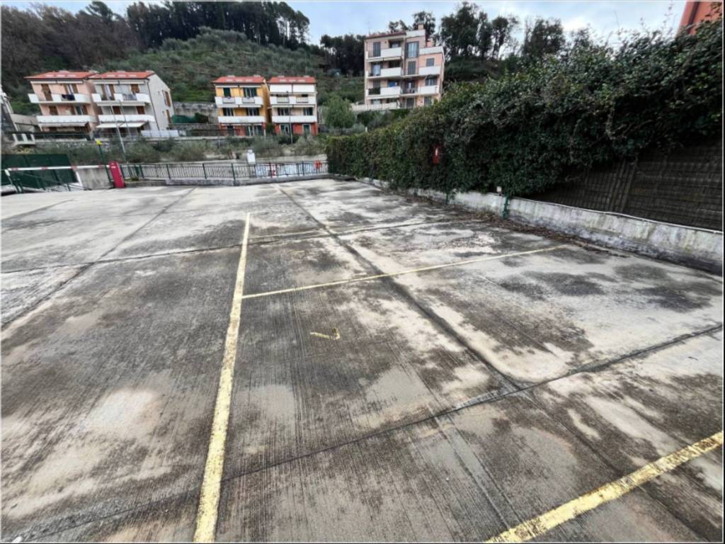 Box / garage a Sestri levante in Via Monsignor Salvatore Vattuone, 154 - Foto 2