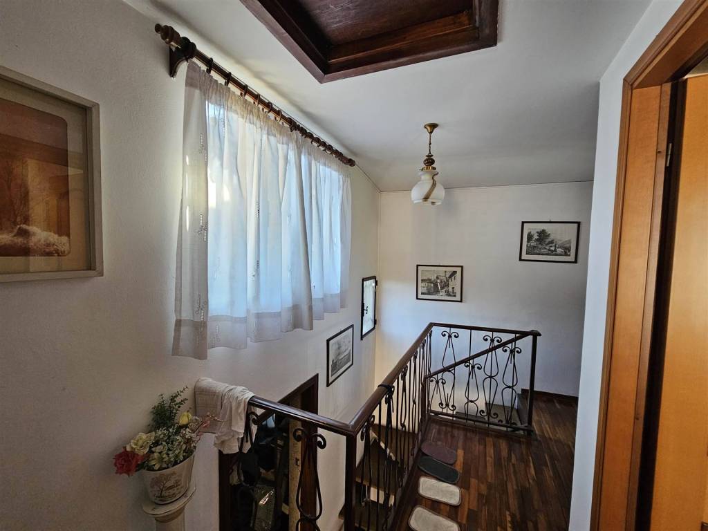 Villa a Biella in Via Santuario di Oropa, 276 - Foto 4