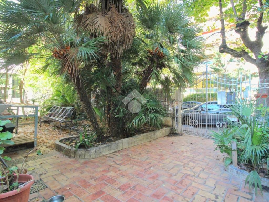 Villa a Pescara in Viale Regina Elena, 241 - Foto 3