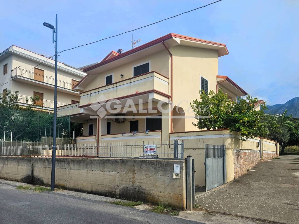 Villa a Belvedere marittimo in Via Sybaris - Foto 2