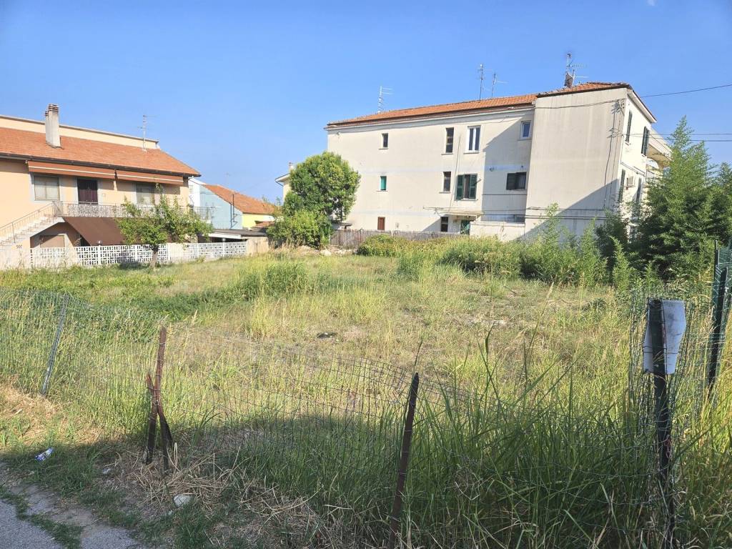 Terreno a Spoltore in Via Italia - Foto 2