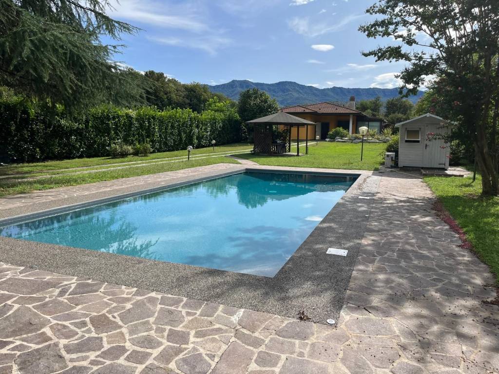 Villa a Ferrera di varese in Via Ronco - Foto 2