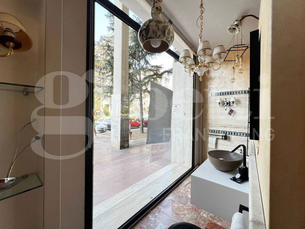 Immobile a Trani in Corso Don Luigi sturzo - Foto 4