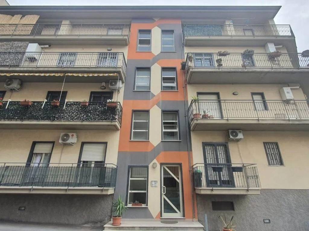 Appartamento a Camporotondo etneo in . S.N.C. - Foto 2