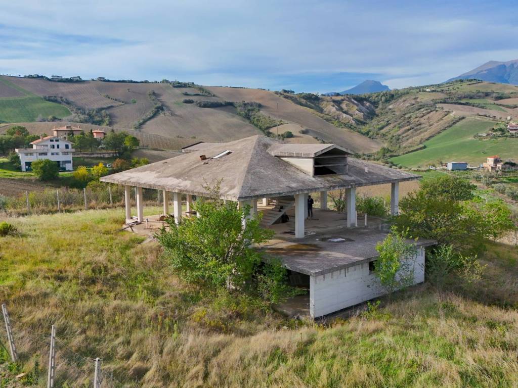 Villa a Ancarano in Contrada Tronto (zona San Martino ) - Foto 2