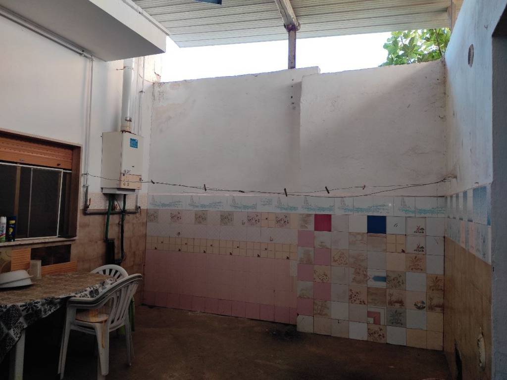 Casa indipendente a San michele salentino in Via Caduti sul Lavoro, 10 - Foto 2