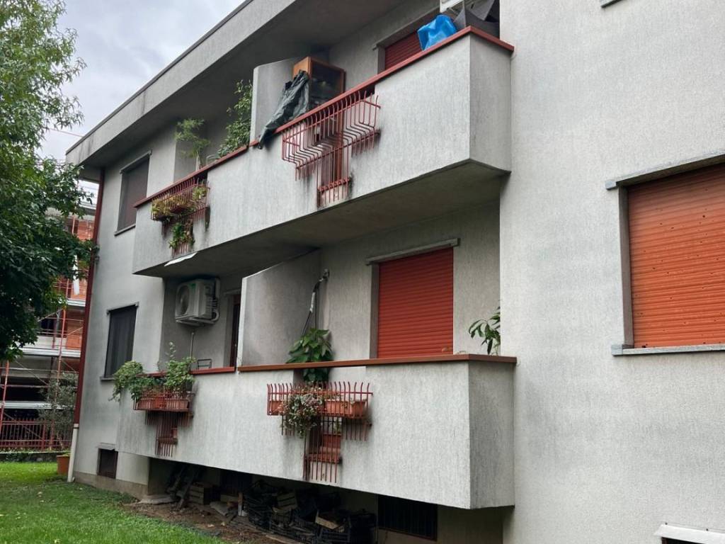 Appartamento a Uboldo in Via Pietro Madonnini - Foto 2