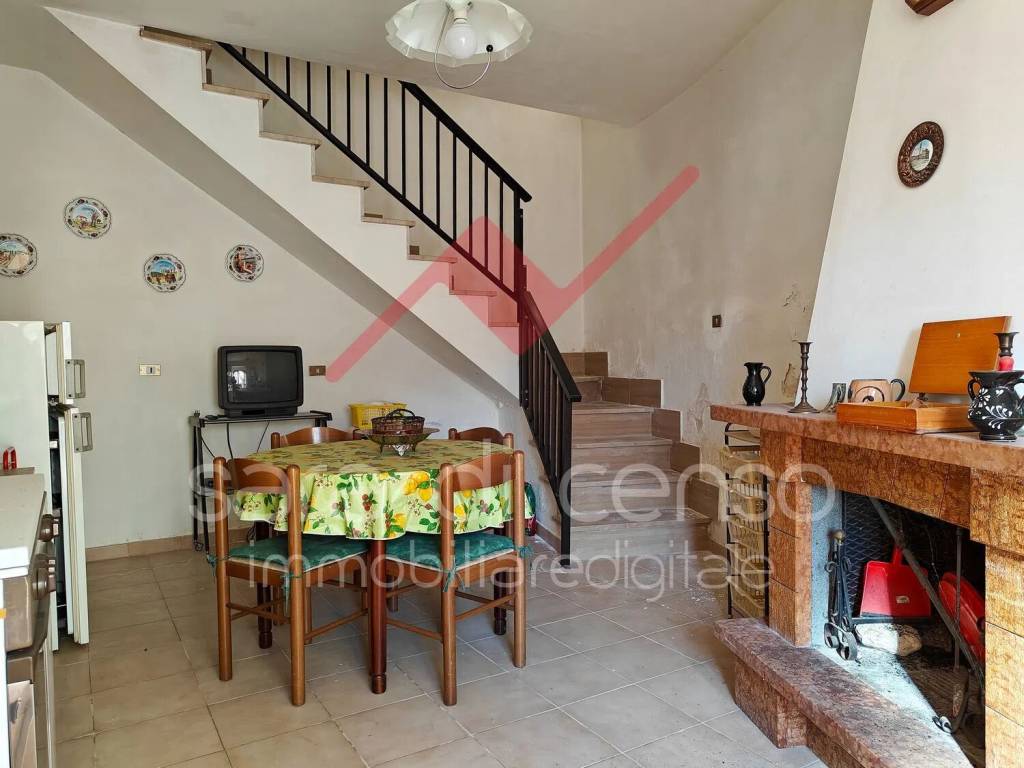 Villa a Molina aterno in Via Colle S.N.C. - Foto 4