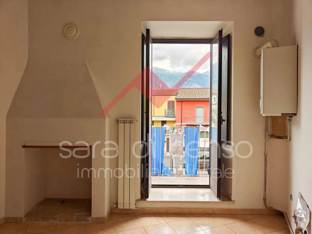 Appartamento a Pratola peligna in Piazza I Maggio, 29 - Foto 2