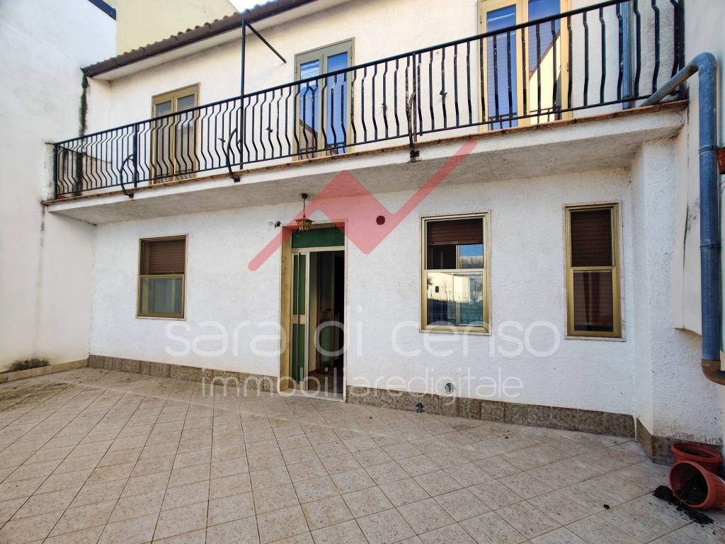 Villa a Bugnara in Via Roma, 203 - Foto 3