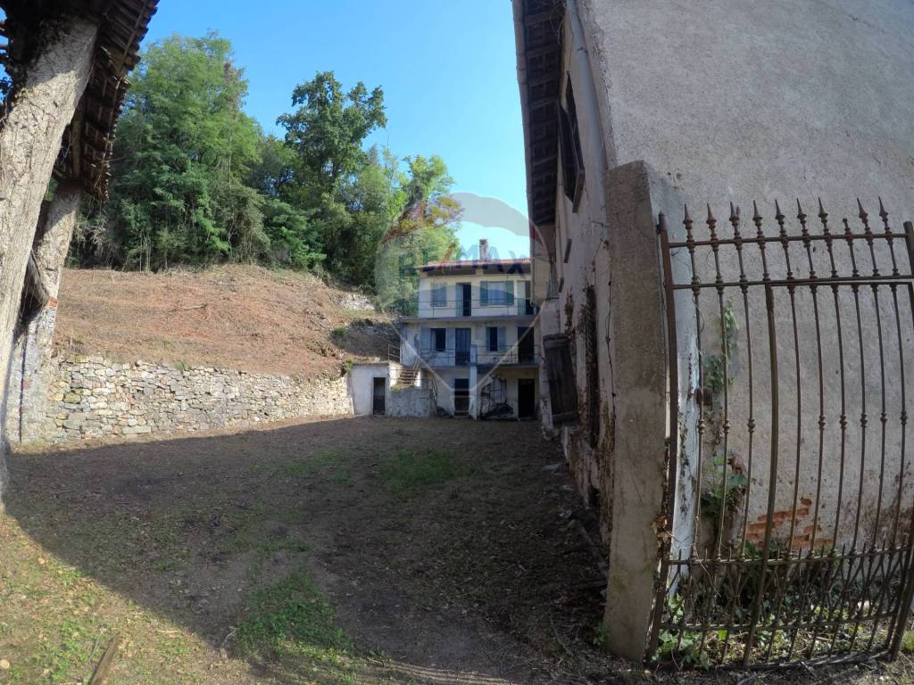 Rustico / casale a Arona - Foto 3