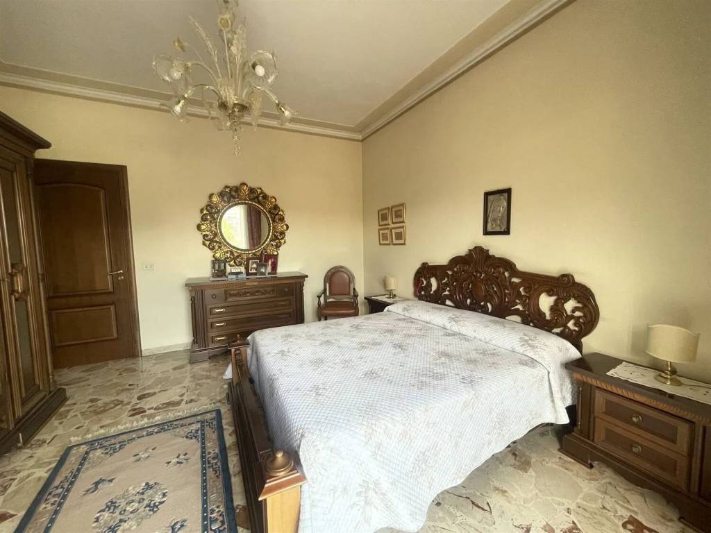 Appartamento a Catania in Via Lo Jacono Francesco - Foto 2