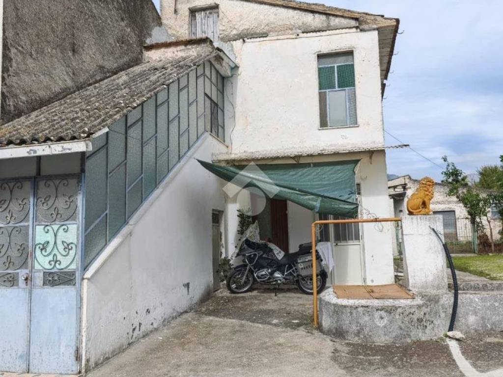 Casa indipendente a Santi cosma e damiano in Via vescia - Foto 3