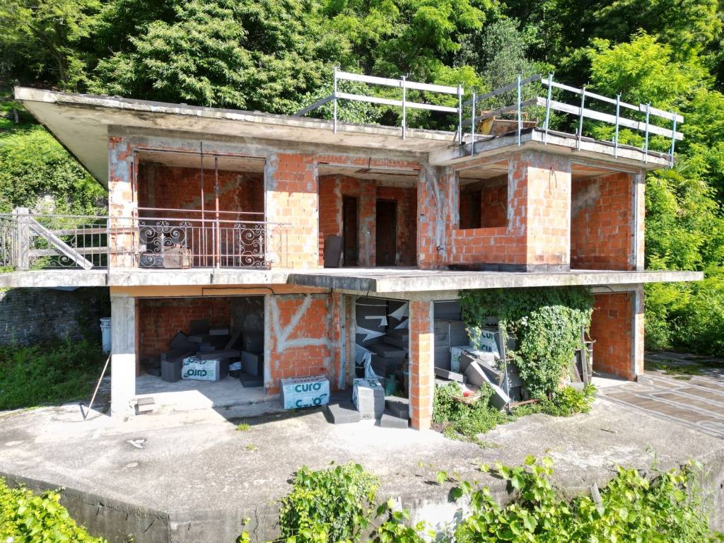 Villa a Ghiffa in Corso Dante Alighieri, 32 - Foto 2