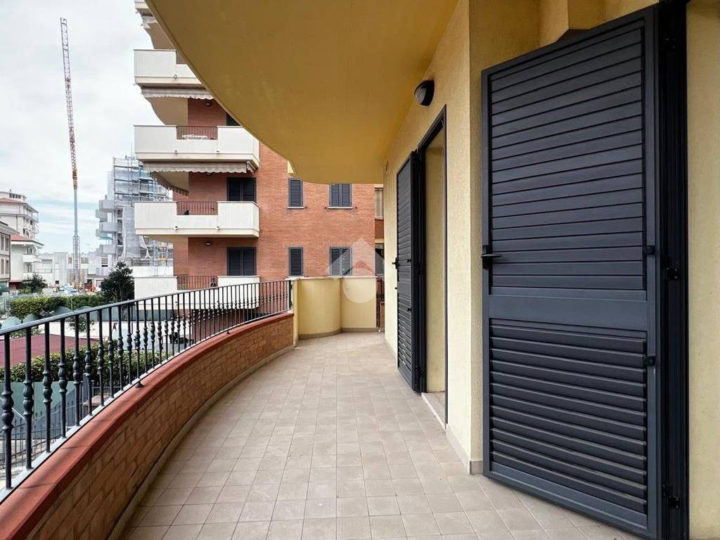 Appartamento a Alba adriatica in Via Francesco Turati, 20 - Foto 5
