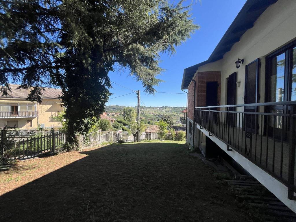 Villa a Agliano terme in Via Pozzo dell' Olmo 1 - Foto 5