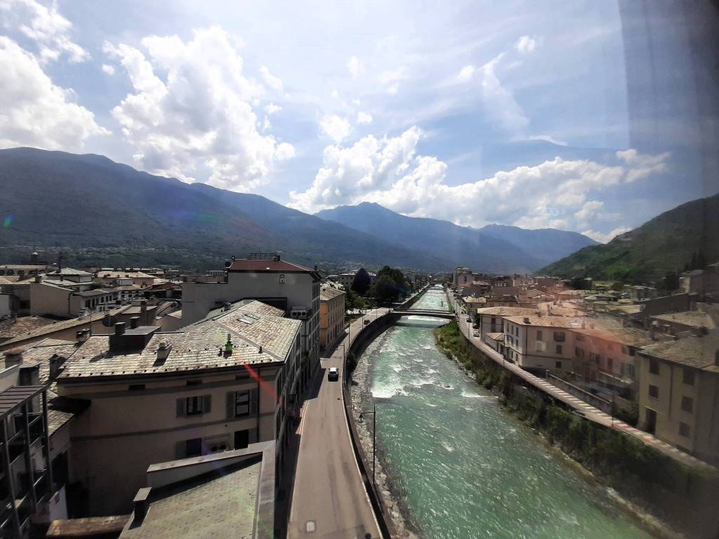 Appartamento a Sondrio in Lungomallero Luigi Cadorna, 19 - Foto 4