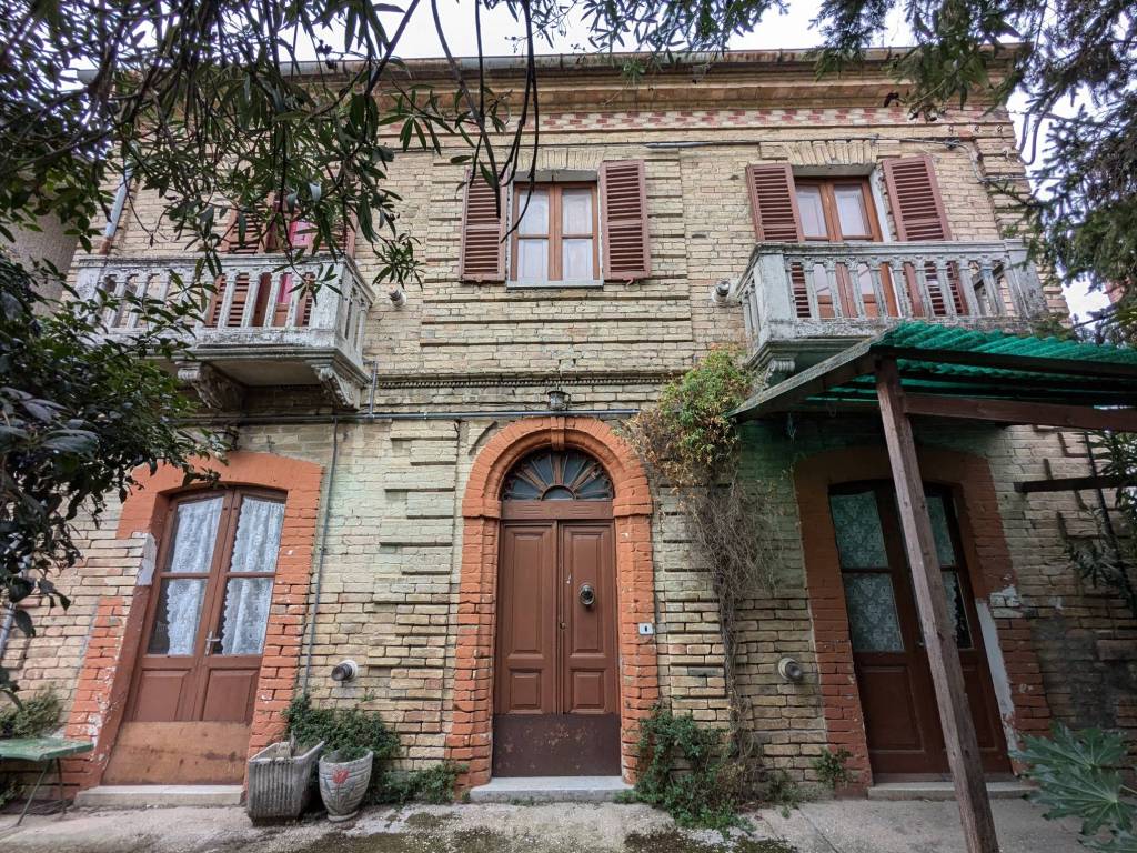 Villa a Cepagatti in Via Roma, 21 - Foto 2