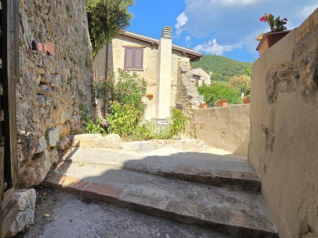 Rustico / casale a Spoleto in Via Bazzanese - Foto 4