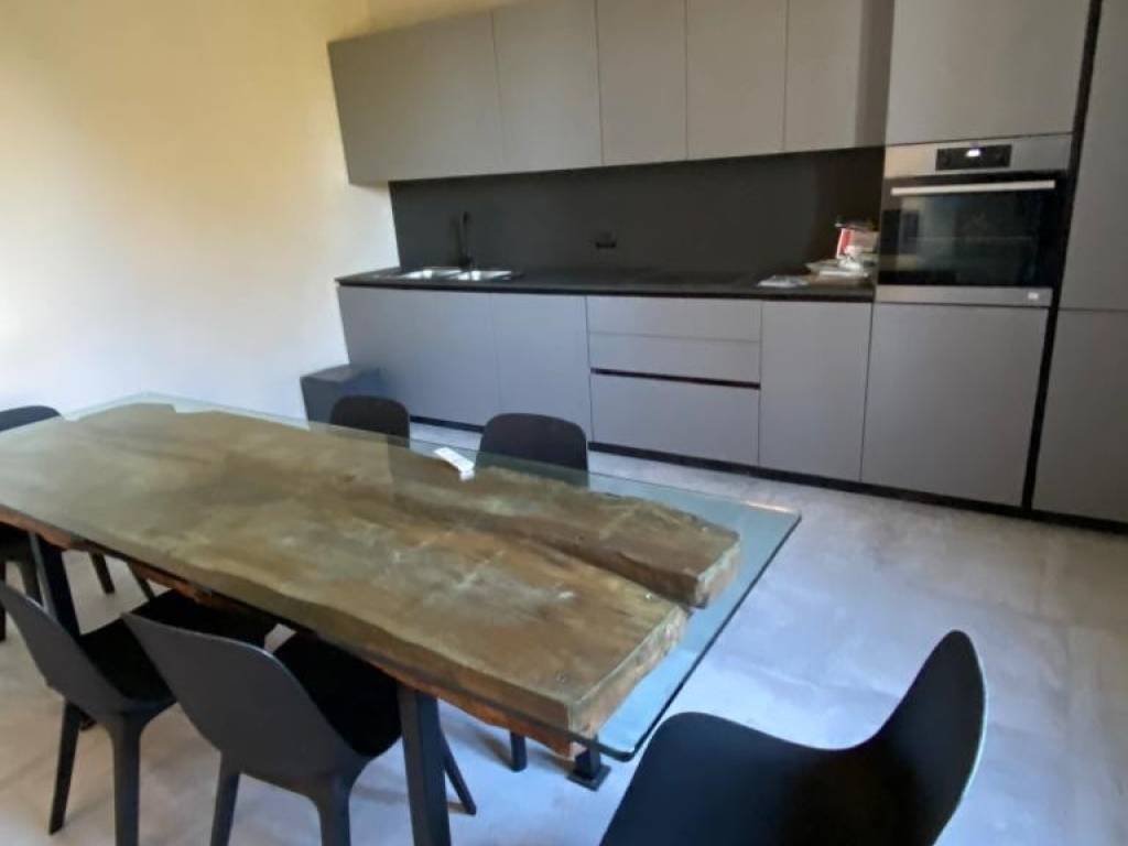 Appartamento a Modena in Viale Medaglie d'Oro, 80 - Foto 2
