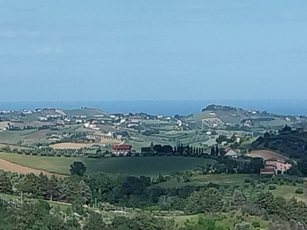 Casa indipendente a Castorano in Strada Provinciale - Foto 5