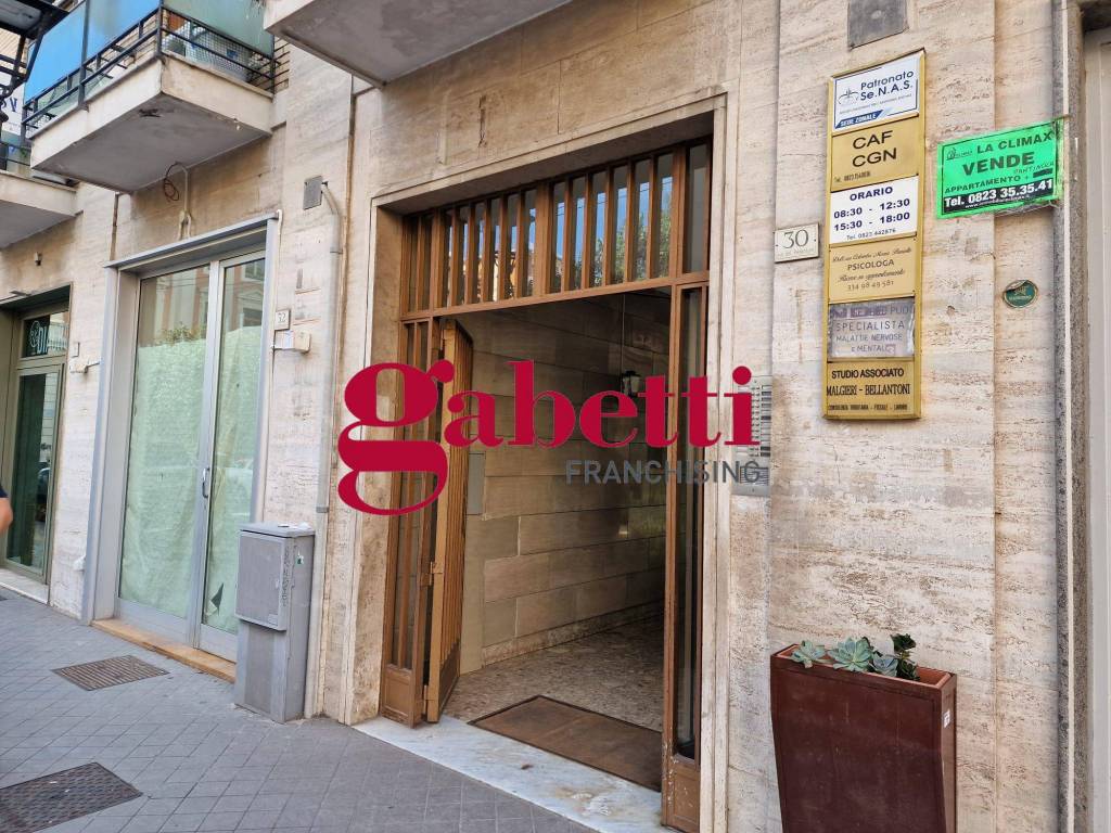 Appartamento a Caserta in Via del Redentore, 30 - Foto 3