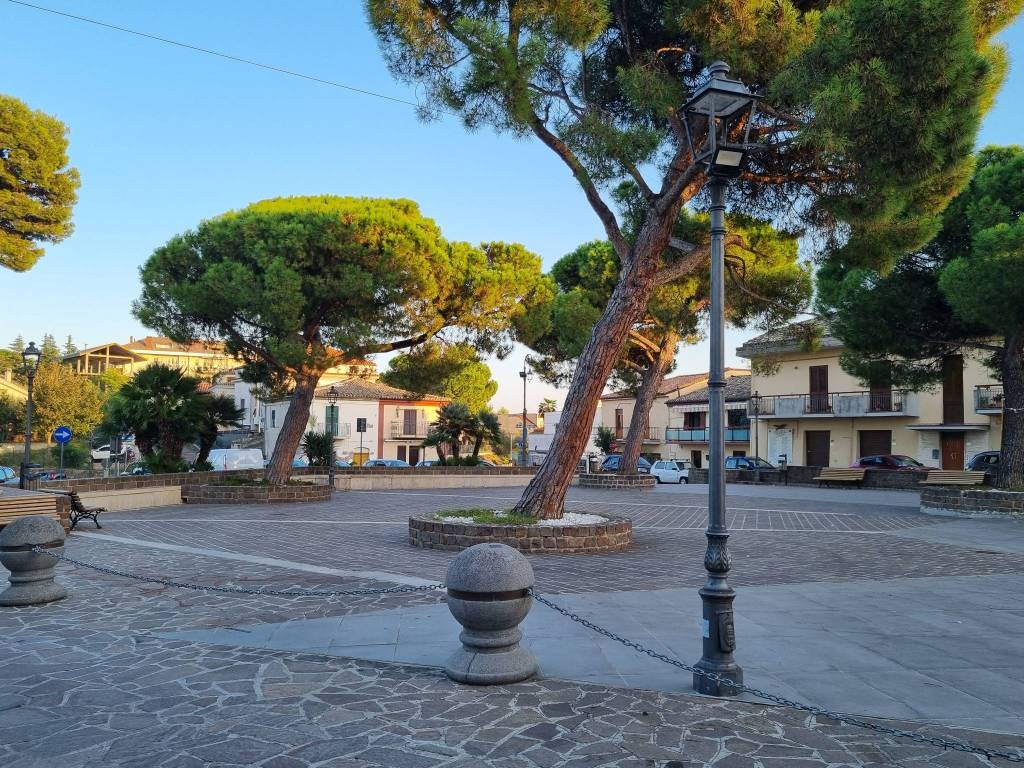 Immobile a Montesilvano in Piazza Luigi Calabresi - Foto 4