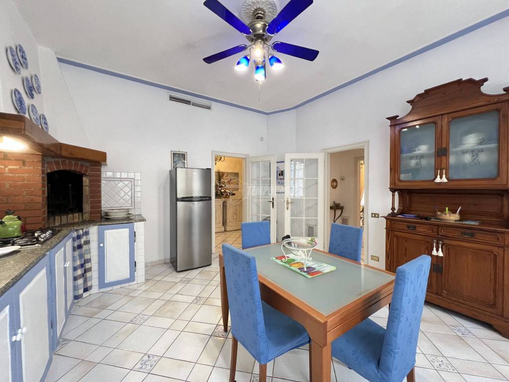 Villa a Viareggio in Via Aurelia Sud - Foto 5