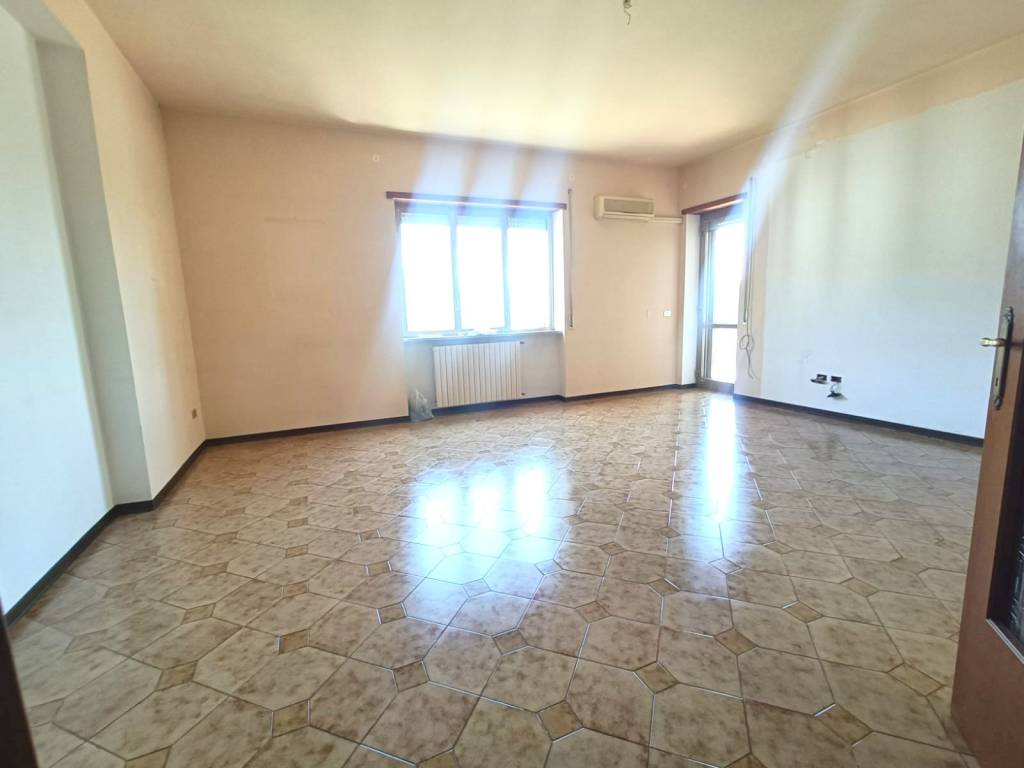 Appartamento a Isernia in Via Buccigrossi, 34 - Foto 2