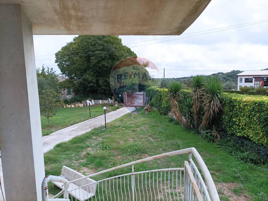 Villa a Palazzolo acreide in Contrada Zelmo - Foto 5