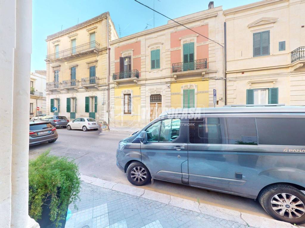 Appartamento a Lecce in Via G. Antonio Orsini del Balzo 42 - Foto 5
