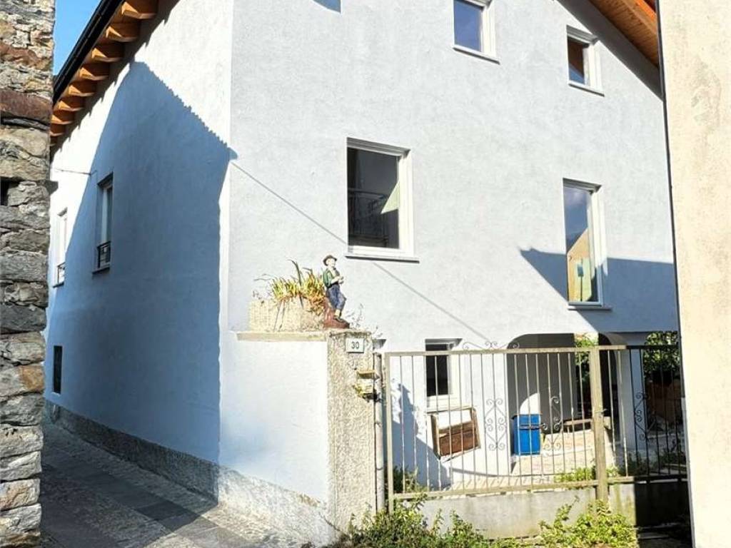 Casa indipendente a Domodossola in via San Rocco , 30 - Foto 2