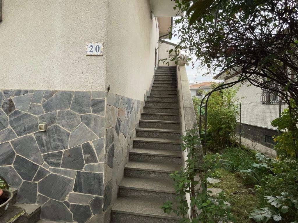 Villa a Novara in Strada Vicinale Formaggio, 20 - Foto 5