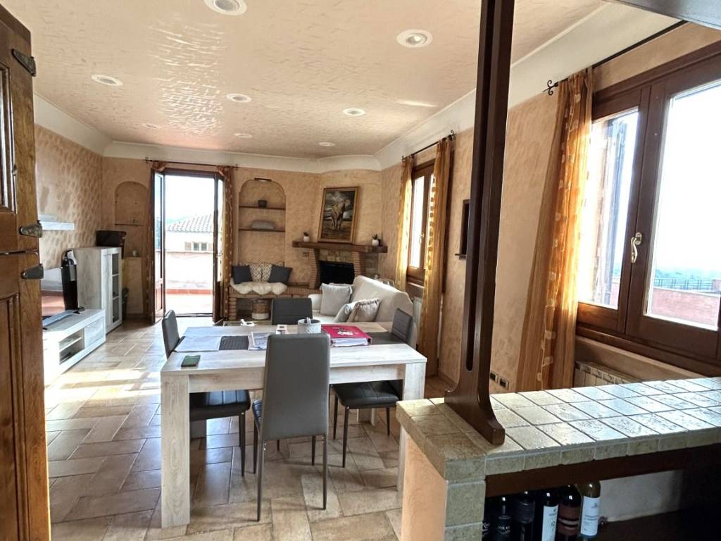 Appartamento a Poggio mirteto in Via del Beneficio - Foto 3