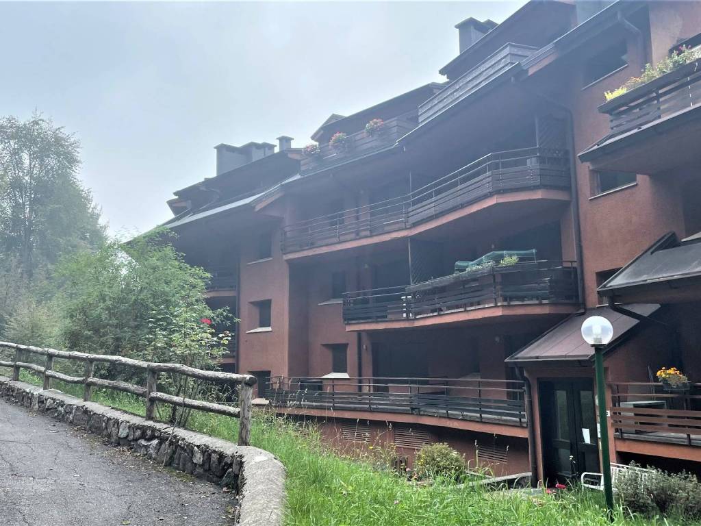 Appartamento a Artogne in Via Pradosole di Montecampione, 8 - Foto 2