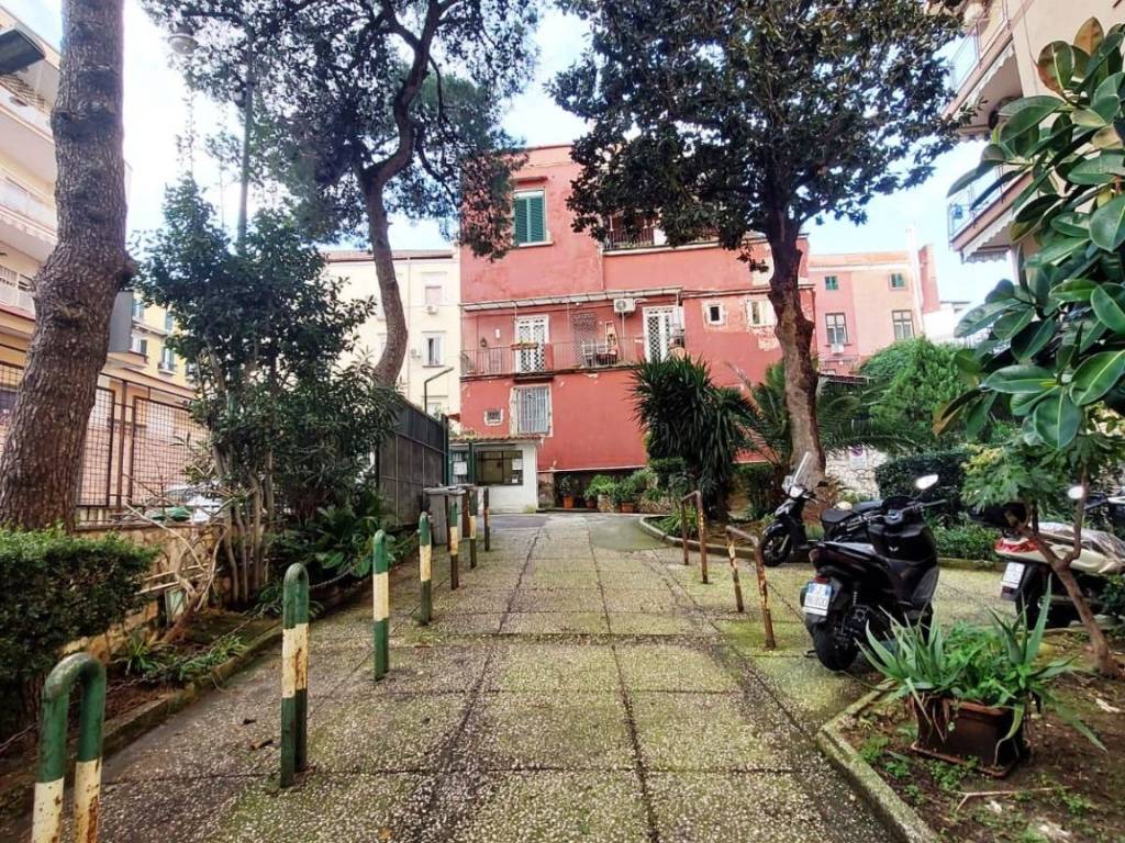 Appartamento a Napoli in Via Confalone, 40 - Foto 2