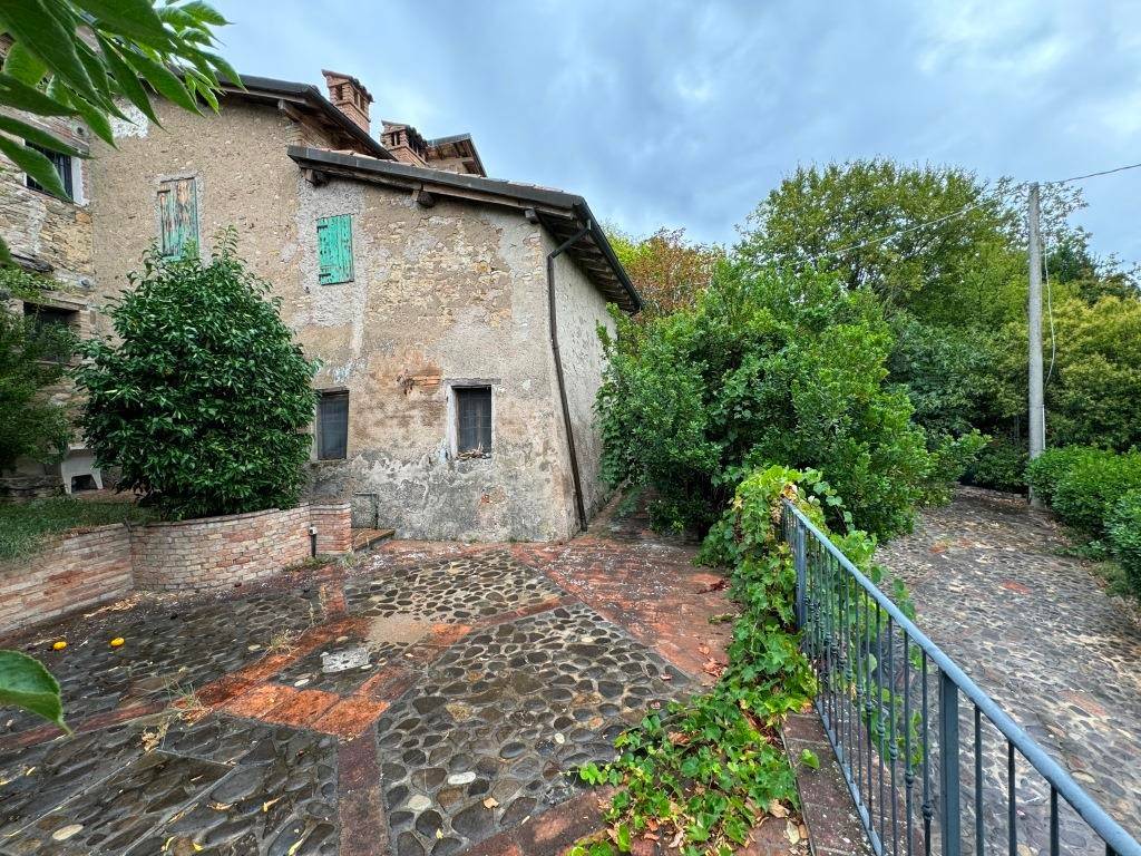 Rustico / casale a Castelvetro di modena in Via Sinistra Guerro - Foto 3