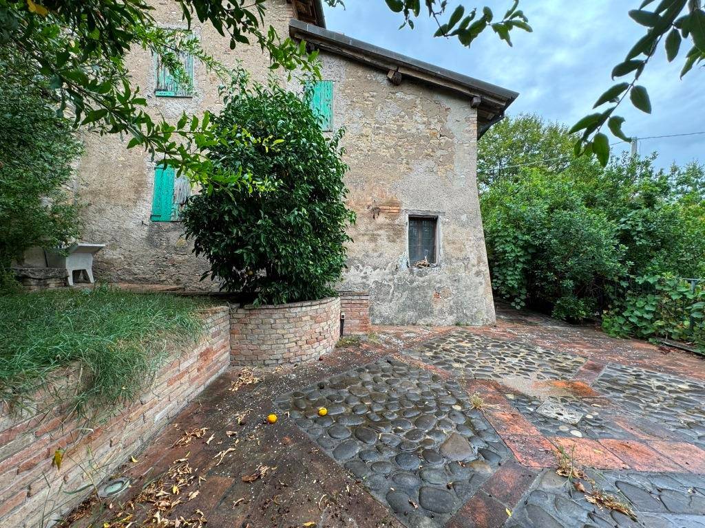 Rustico / casale a Castelvetro di modena in Via Sinistra Guerro - Foto 4