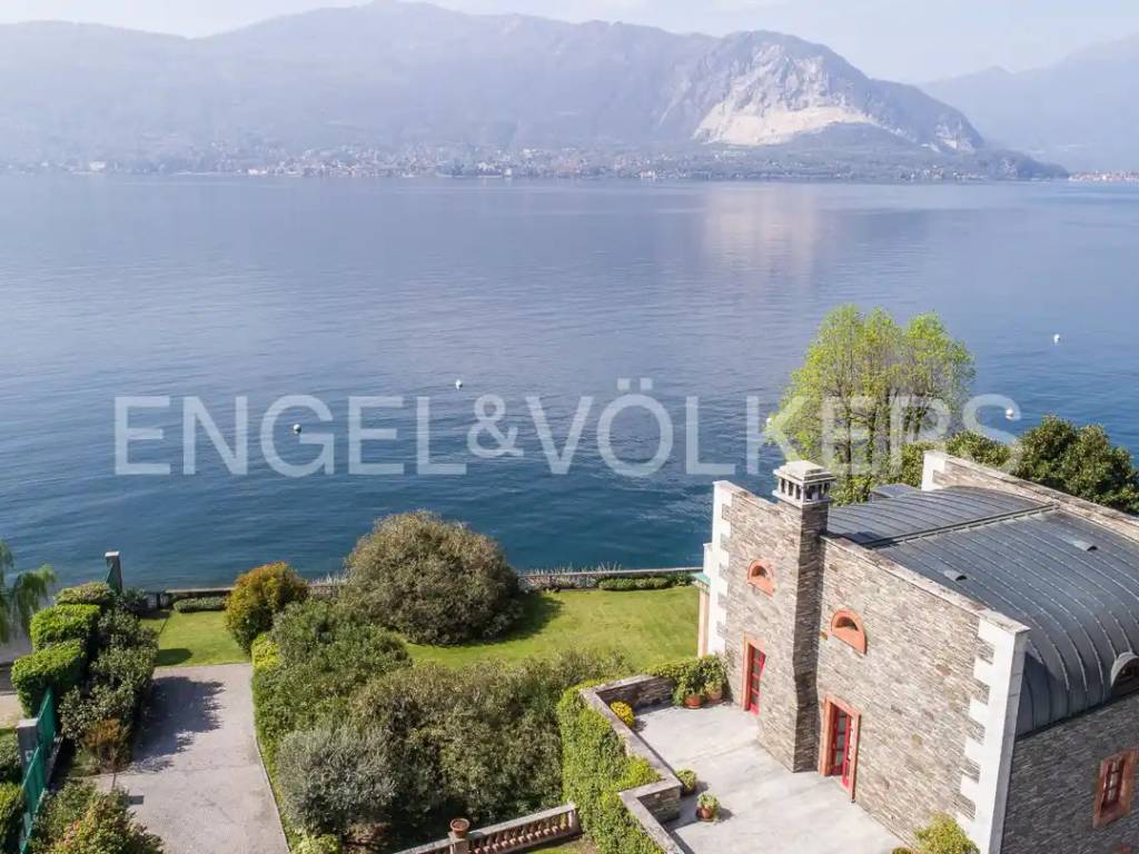 Villa a Verbania in Via Paolo Troubetzkoy, 13 - Foto 2