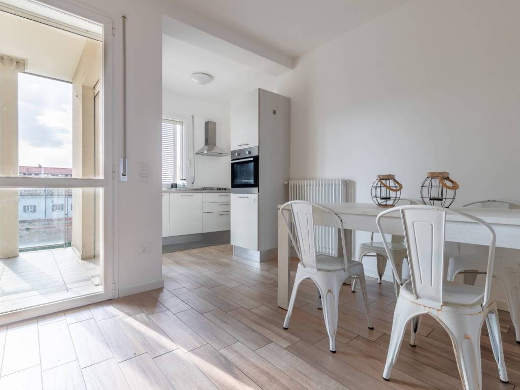 Attico / mansarda a Pesaro in Via Luca della Robbia - Foto 3