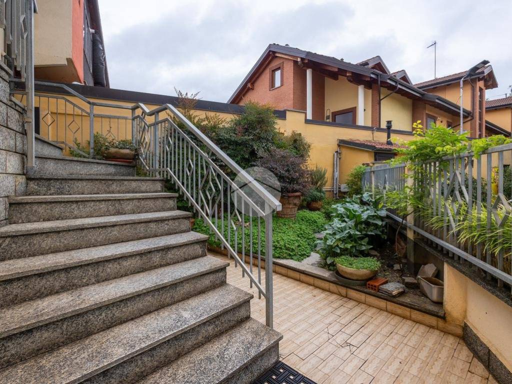 Casa indipendente a Beinasco in Strada Torino, 68 - Foto 4