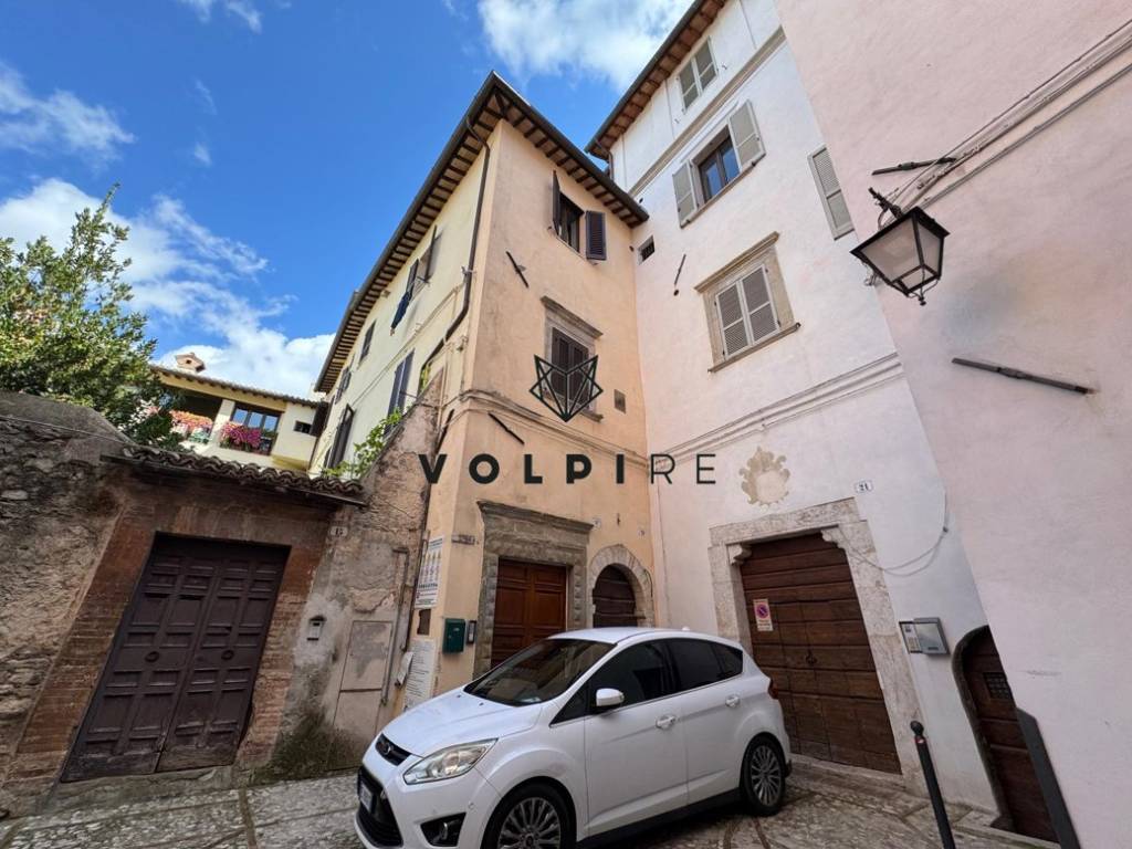 Appartamento a Spoleto in Vicolo San Filippo - Foto 3