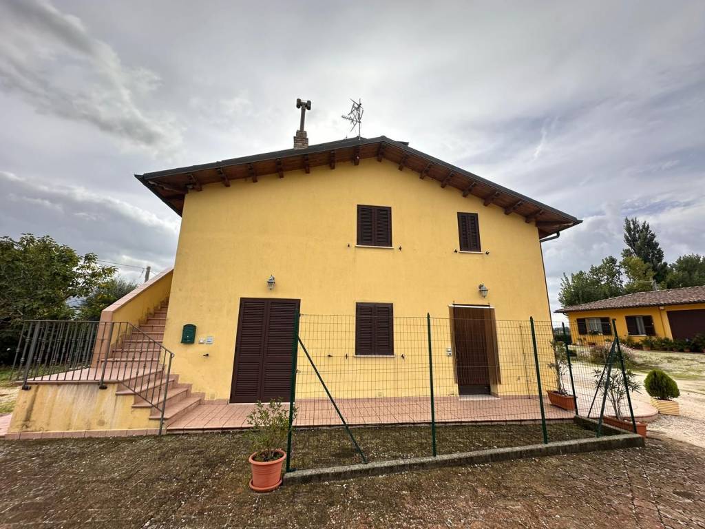 Villa a Assisi in Via dei Laghetti - Foto 5