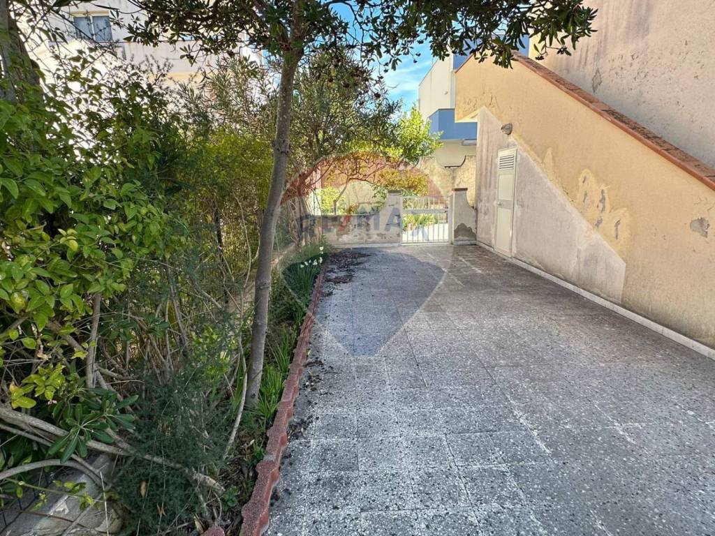 Appartamento a Ispica in C.da Santa Maria del Focallo/Via dell'Oleandro - Foto 3