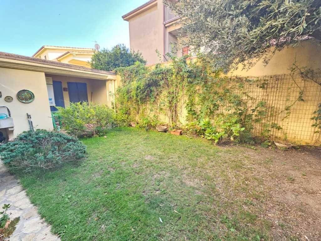 Casa indipendente a Assemini in Via Sarcidano, 13 - Foto 4