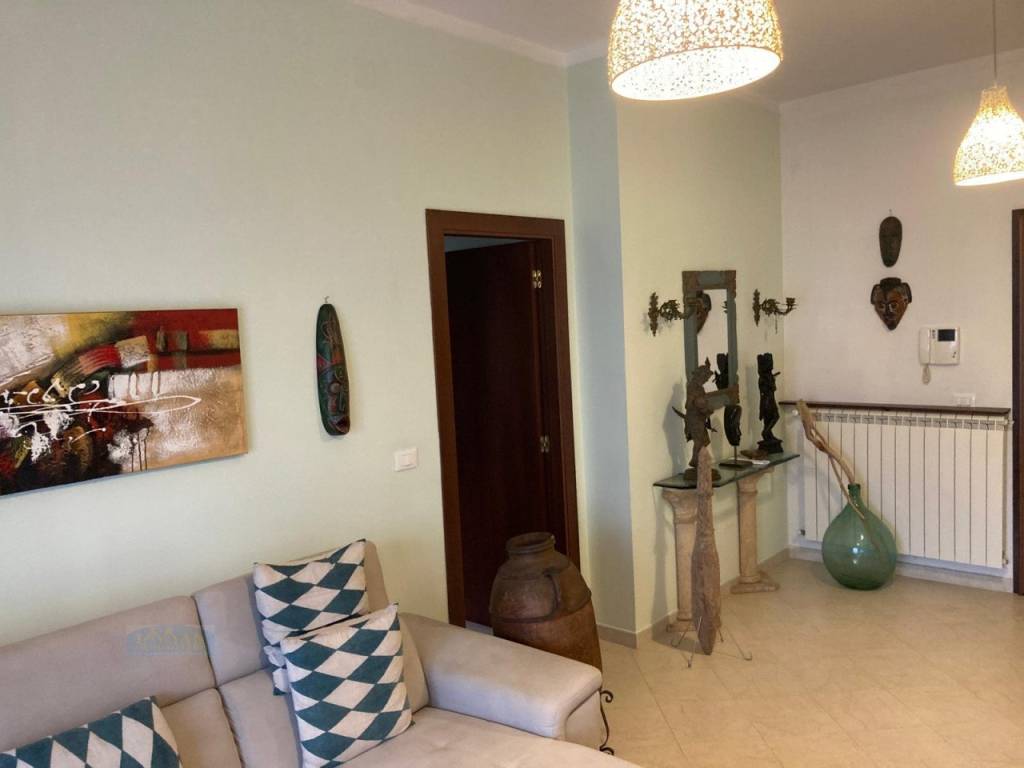 Casa indipendente a Ceglie messapica in VIA VERONA - Foto 3