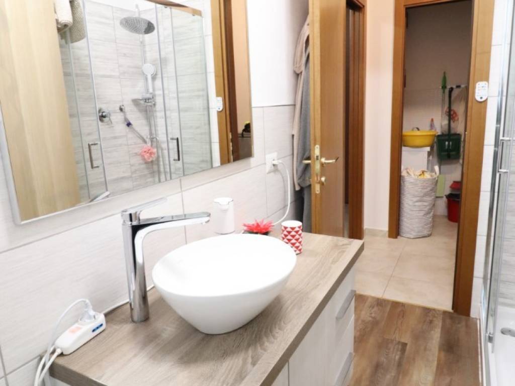 Appartamento a Loro ciuffenna in Viale Filippo Turati - Foto 4